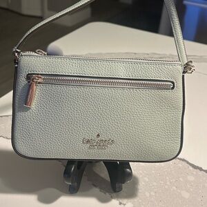 EUC Kate Spade Leila Pebbled Leather Convertible Wristlet Sage Green